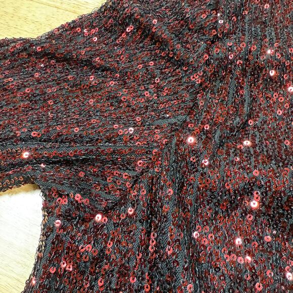 City Chic Plus Size Razzle Ruby Sequined Wrap Party Dress Size 12 Thread Pulls - Picture 14 of 16